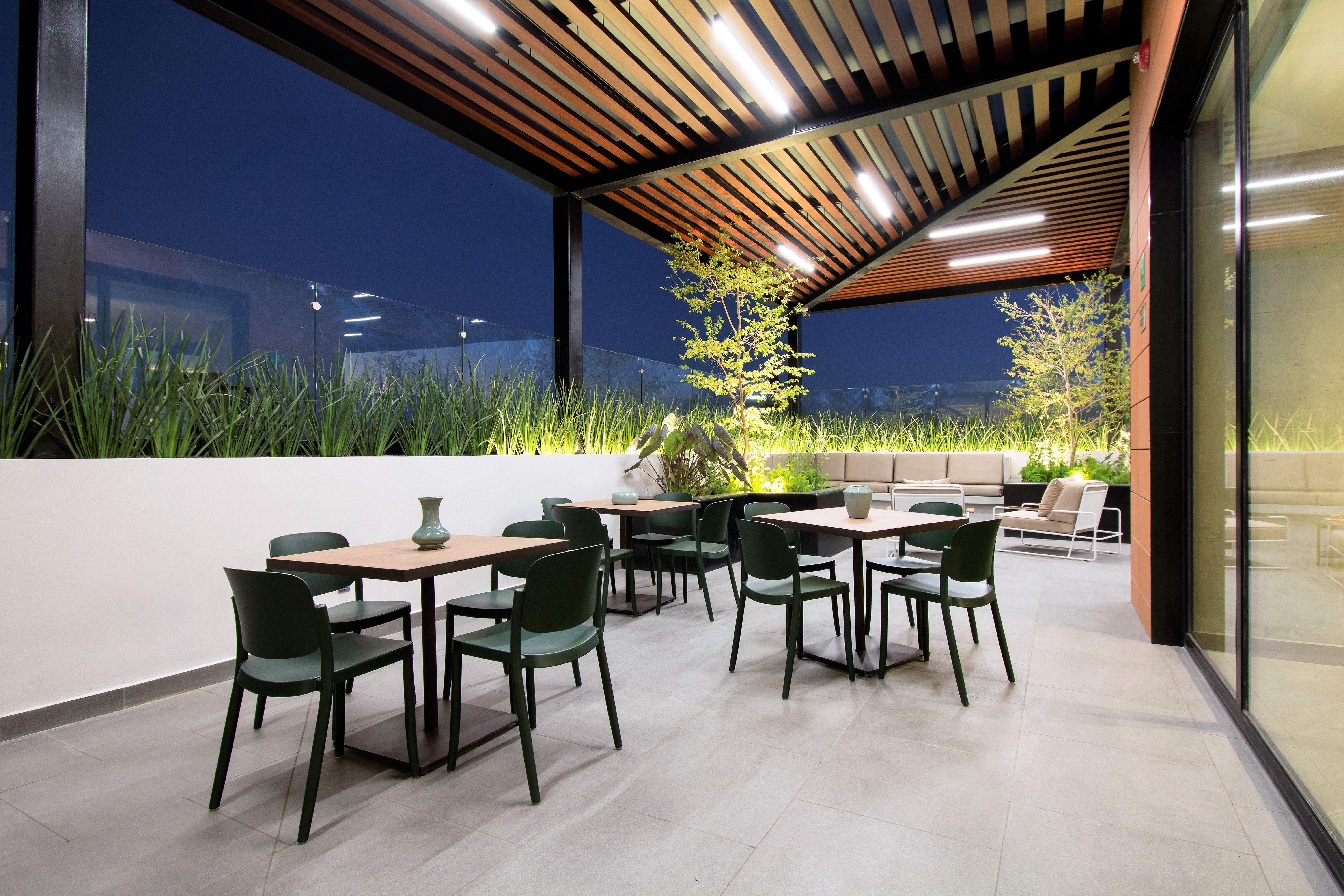 Staybridge Suites - Guadalajara Novena, an IHG Hotel Bagian luar foto